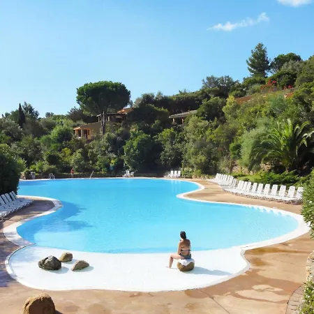 Holiday home Locazione Turistica Muntoni Carlini